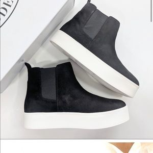 Steve Madden Bootie Chelsea Fuse Platform Microsuede Sneakers Black NEW   6.5